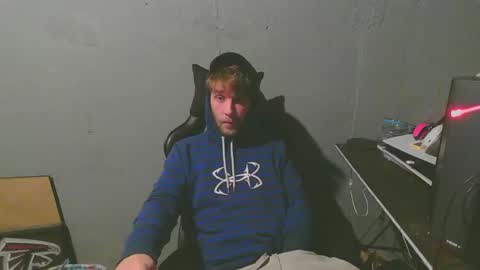 Snapshot of stonedpanda77 chatting on 01.07.25 stonedpanda77 online show from 01.07.25