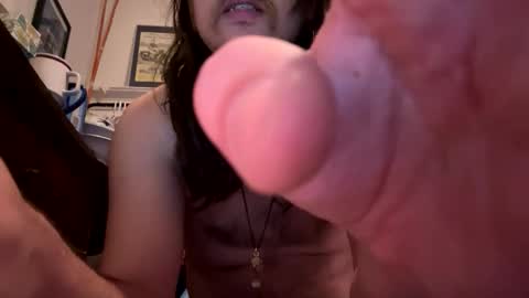 stonrwithabonr669 online show from 11.14.25