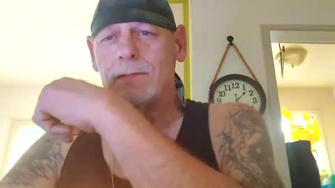 stormynorm14 online show from 10.18.25