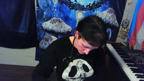 Stormythunder online show from 11.20.25