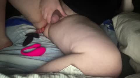 Snapshot of str8buttplayy chatting on 11.08.25 john online show from 11.08.25