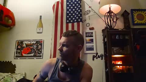 Str8 online show from 02.24.25