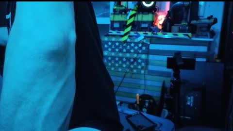 Str8 online show from 11.04.25