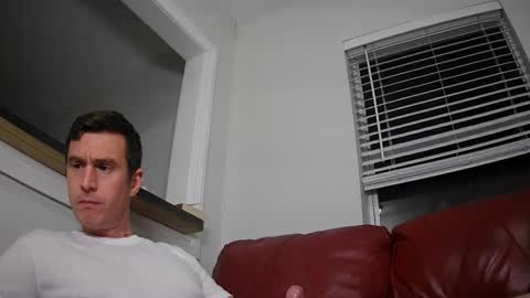 Snapshot of str8stuntcox chatting on 10.24.25 Str8StuntCox online show from 10.24.25