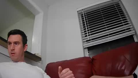 Snapshot of str8stuntcox chatting on 10.26.25 Str8StuntCox online show from 10.26.25