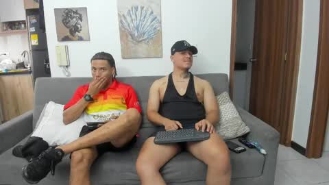 Snapshot of straight__friends chatting on 05.30.26 straight__friends online show from 05.30.26