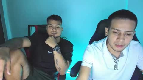 Snapshot of straight_boys_hornys chatting on 02.07.26 straight_boys_hornys online show from 02.07.26