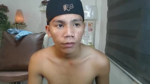 Snapshot of straight_moreno69 chatting on 05.09.26 James online show from 05.09.26