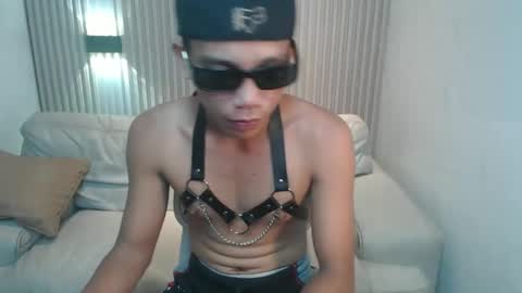 Snapshot of straight_moreno69 chatting on 05.13.26 James online show from 05.13.26