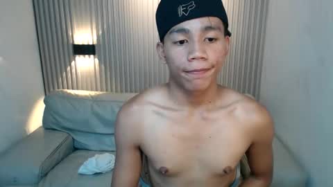 Snapshot of straight_moreno69 chatting on 05.17.26 James online show from 05.17.26