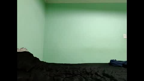 Snapshot of straightsoccerboy chatting on 12.16.25 straightsoccerboy online show from 12.16.25