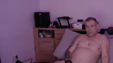 Stranger online show from 02.10.26