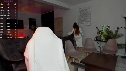 Laura online show from 11.14.25