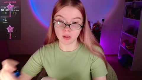 Juli online show from 12.16.25