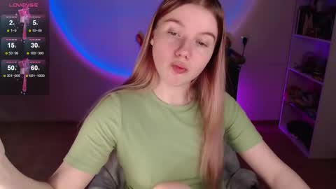 Snapshot of strawberry_juli chatting on 02.16.26 Juli online show from 02.16.26