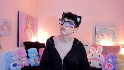 strawberry_kitty_ online show from 02.09.26