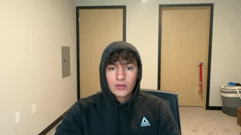 Snapshot of strawberryboy69 chatting on 11.05.25 sexmenyoutnng online show from 11.05.25