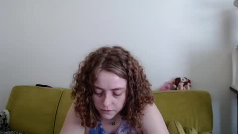 Strawberrylotsacake online show from 06.01.26