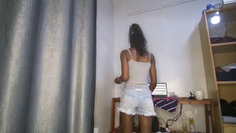 streetlioness online show from 09.19.25