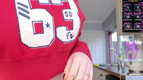 Amorina online show from 02.13.26