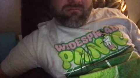 strngrdngr65 online show from 11.24.25