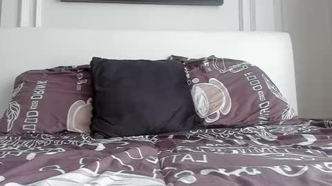 Strong Arni online show from 03.08.26