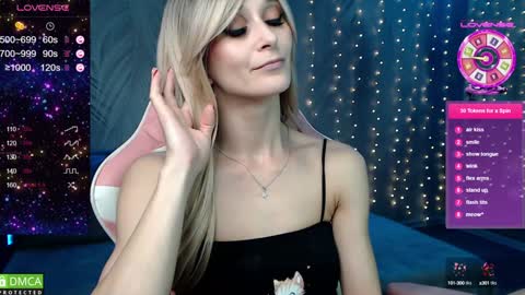 The best athletic body on the site online show from 12.11.24