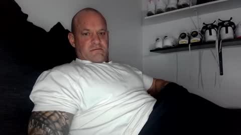 StrongAndHard online show from 02.25.25