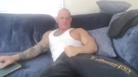 StrongAndHard online show from 11.05.25