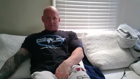 StrongAndHard online show from 01.31.26