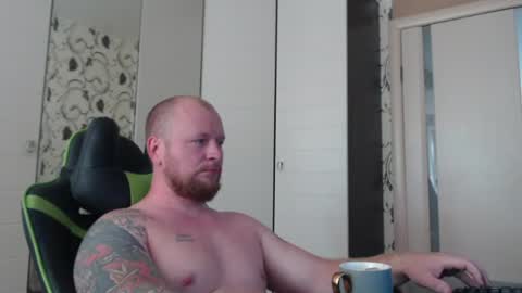 Snapshot of strongass18 chatting on 06.27.26 Alex online show from 06.27.26