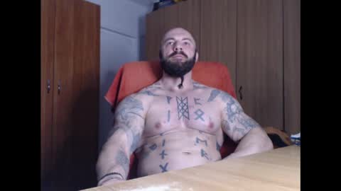 Snapshot of strongivan chatting on 03.04.25 StrongIvan online show from 03.04.25