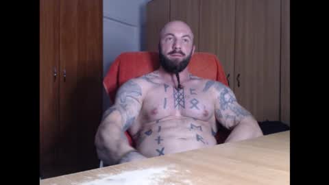 Snapshot of strongivan chatting on 10.21.25 StrongIvan online show from 10.21.25