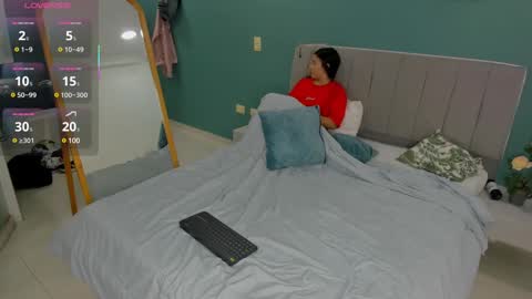 Snapshot of stroong_couple_ chatting on 02.15.25 Strong Couple online show from 02.15.25