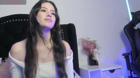 sttrawberry online show from 11.29.25