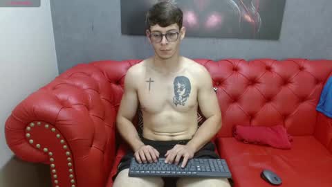 stuart_white online show from 10.09.25