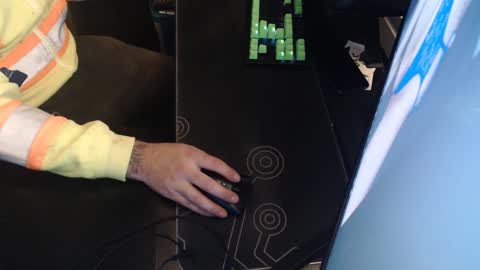 Snapshot of stud69861714 chatting on 09.17.25 stud69861714 online show from 09.17.25