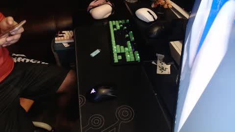 Snapshot of stud69861714 chatting on 09.30.25 stud69861714 online show from 09.30.25