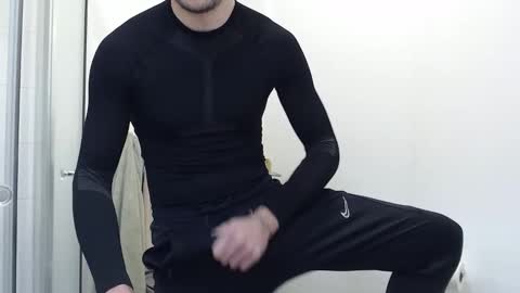 Stud From Paris online show from 03.12.26