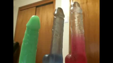 Snapshot of studinto chatting on 10.20.25 BadBrad online show from 10.20.25