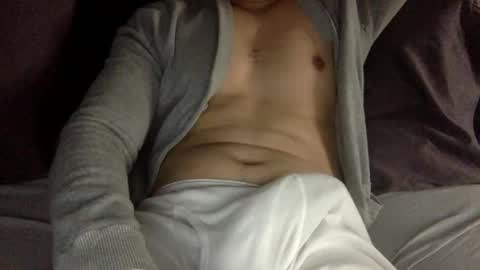 Snapshot of studmuffinxo chatting on 02.11.25 STUD online show from 02.11.25