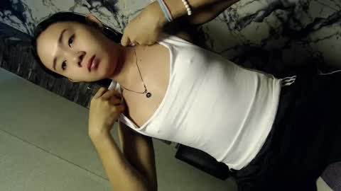 Snapshot of stunning_andrea69 chatting on 07.12.26 stunning_andrea69 online show from 07.12.26