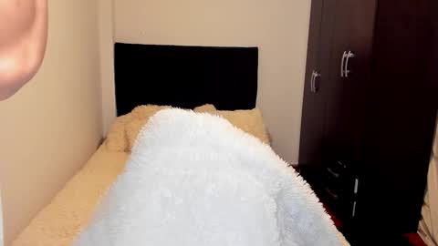 Snapshot of stylish_men chatting on 09.19.25 stylish men online show from 09.19.25