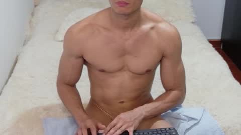 Snapshot of stylish_men chatting on 10.16.25 stylish men online show from 10.16.25