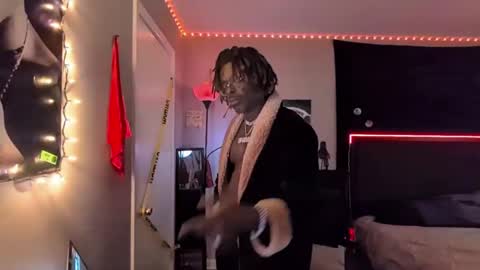 Hot Chocolate online show from 09.14.25