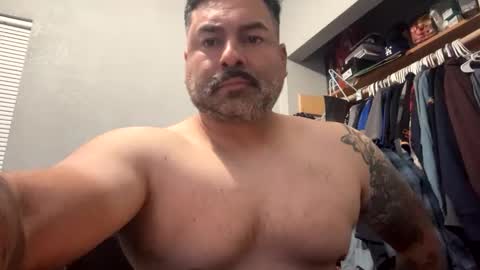 Snapshot of suavecito67 chatting on 03.25.26 suavecito67 online show from 03.25.26