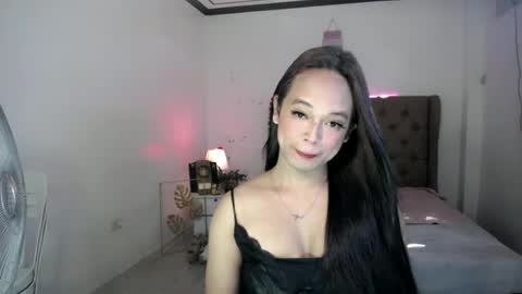 Snapshot of submissive_jane chatting on 06.18.26 CALL ME JANE online show from 06.18.26