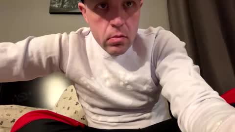 Snapshot of submissivebrett381 chatting on 02.04.26 submissivebrett381 online show from 02.04.26