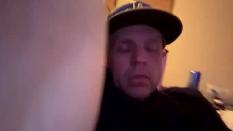 Snapshot of submissivebrett381 chatting on 03.26.26 submissivebrett381 online show from 03.26.26
