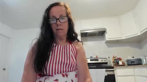 Snapshot of submissivepeachgoddess chatting on 04.26.26 Submissie Peach Goddess online show from 04.26.26